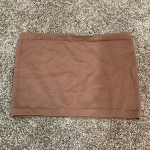 BROWN TUBE TOP. LIGHTLY WORN.
